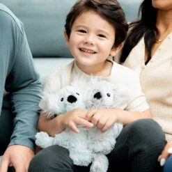 Warmies Koala Hugs -Warmies HUGS KOA 1 LIFESTYLE