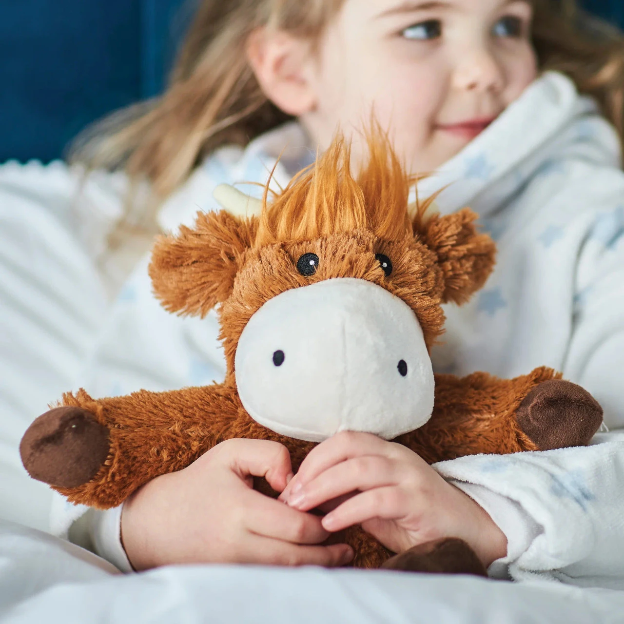 Warmies Highland Cow Cozy Plush Microwavable Toy 2 Warmies Highland Cow Cozy Plush Microwavable Toy - Image 2