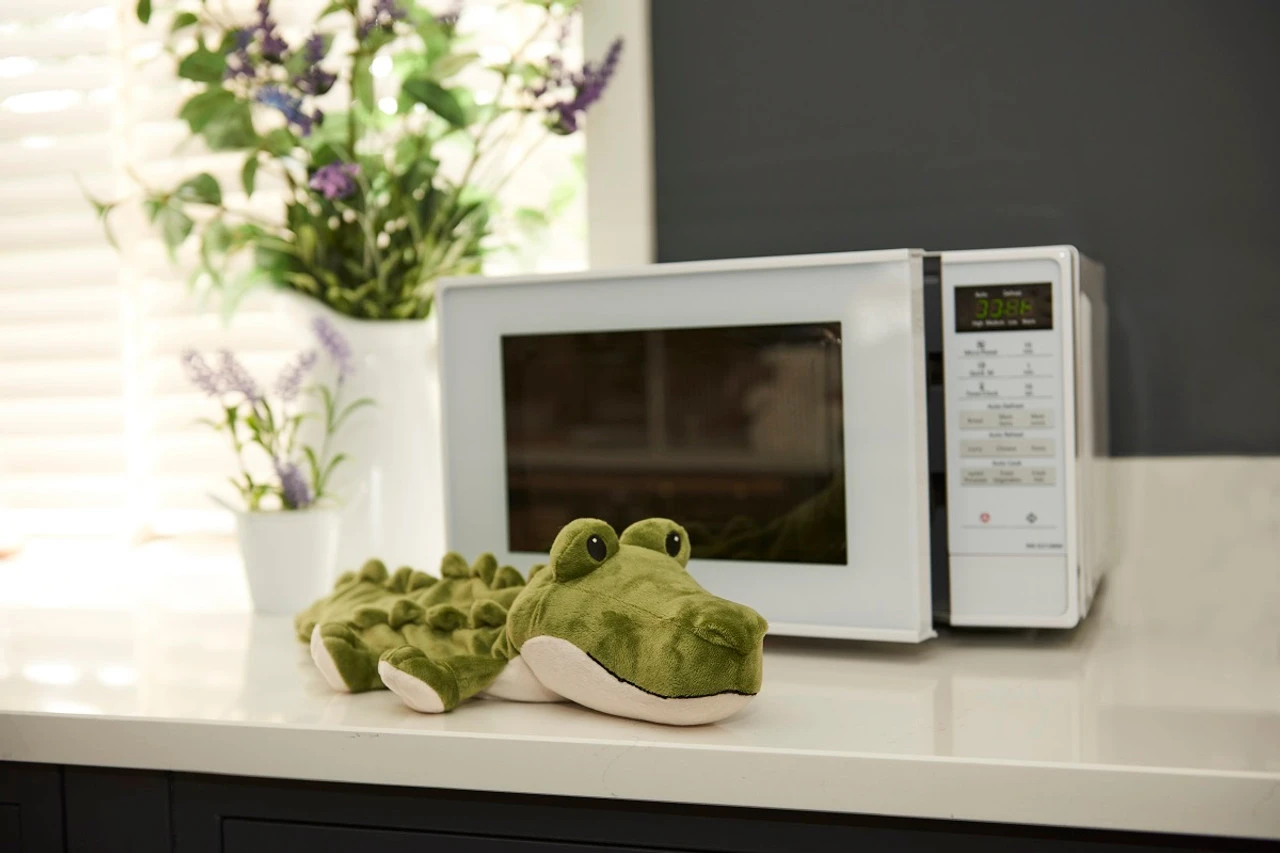 Warmies Alligator Cozy Plush Microwavable Toy 4 Warmies Alligator Cozy Plush Microwavable Toy - Image 4