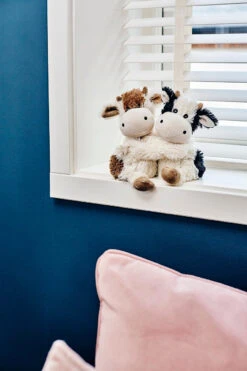 Warmies Warm Hugs Cows 9" Microwavable Toys -Warmies Warmies Cows web 78709.1597573109